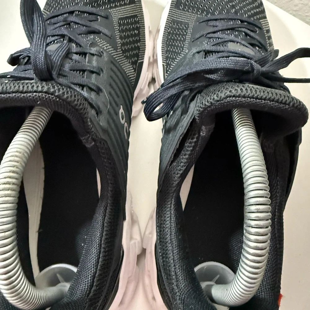 On Running Black and White Athletic Shoes - Picture 6 of 8